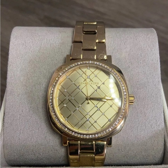 Michael Kors Nia Gold-Tone Ladies Watch MK3989 (USED) - Picture 2 of 3